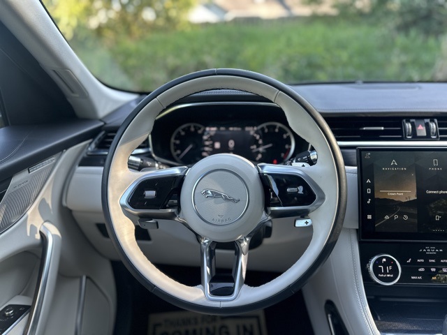 2022 Jaguar F-PACE P250 S photo 27