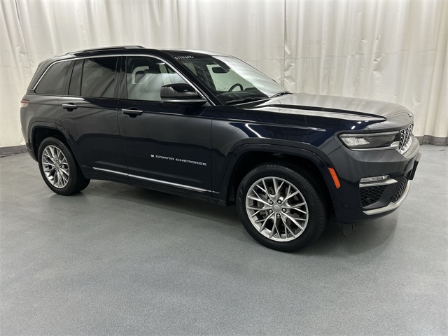 2022 Jeep Grand Cherokee Summit Reserve 4xe's photo