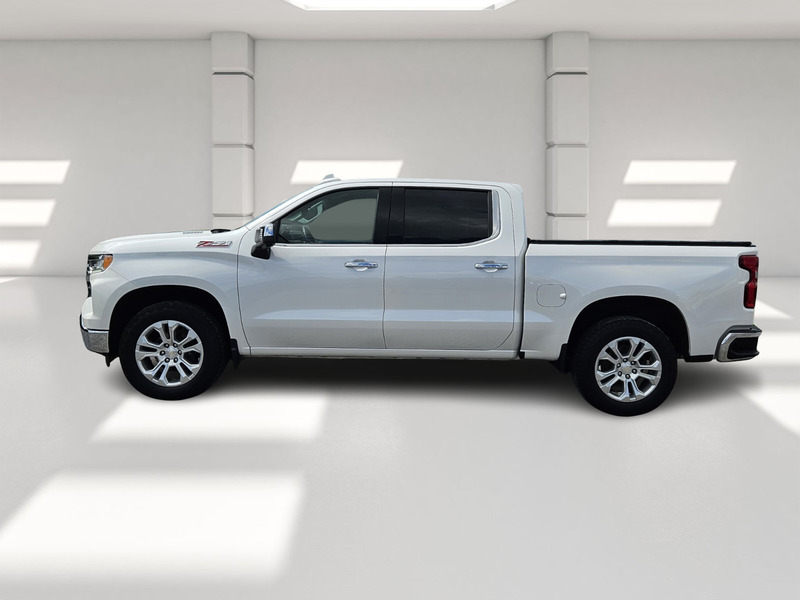 2023 Chevrolet Silverado 1500 LTZ photo 2