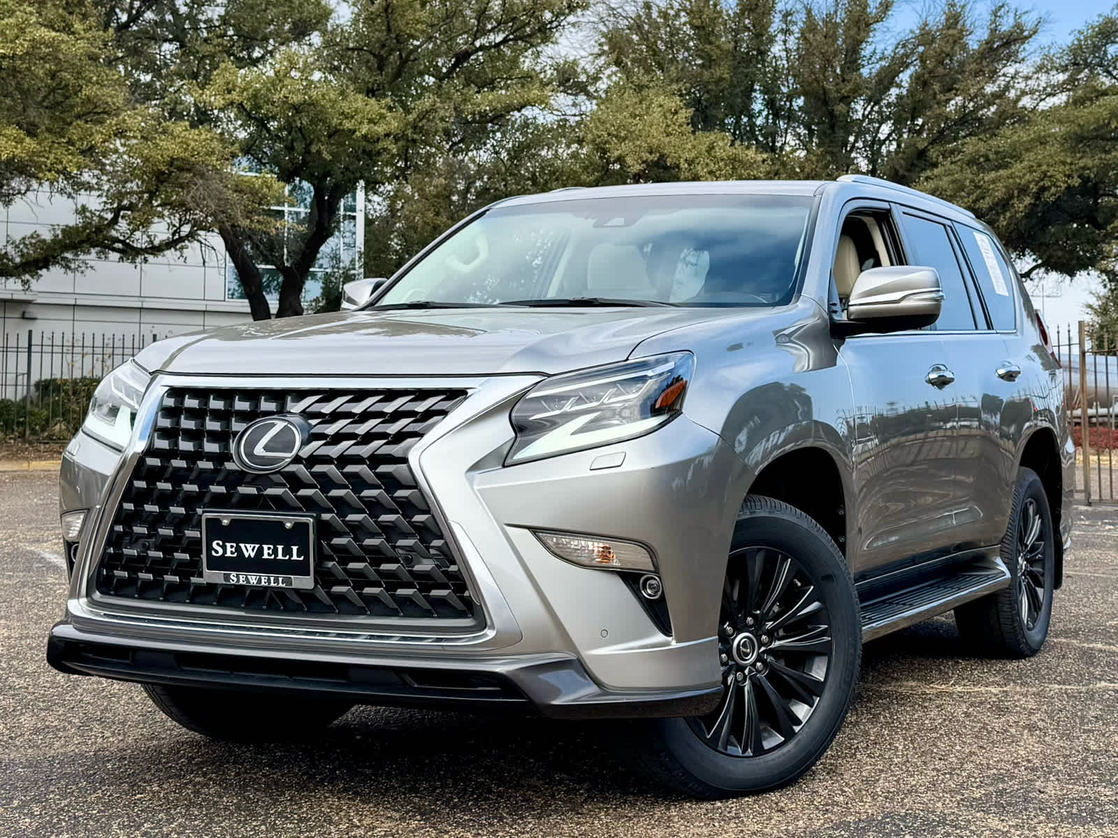 2022 Lexus GX Base's photo