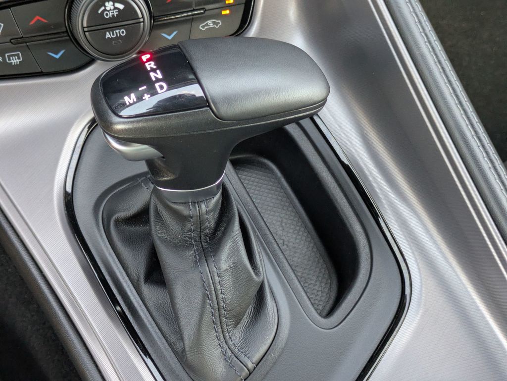 2023 Dodge Challenger R/T photo 14