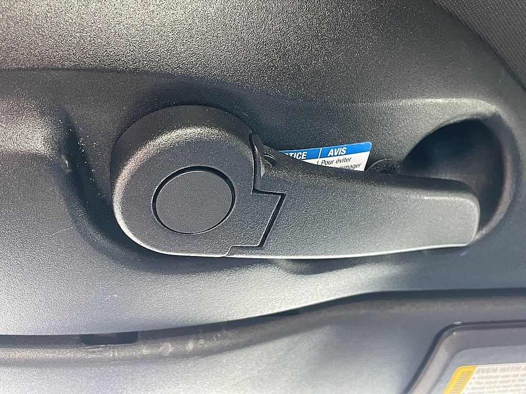 2008 Pontiac Solstice Base photo 14