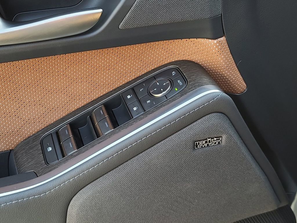 2024 Lexus GX 550 Luxury photo 24