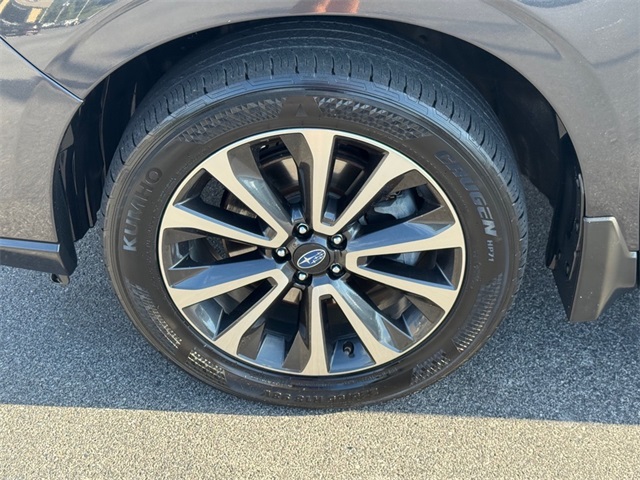 2017 Subaru Forester 2.0XT Premium photo 14