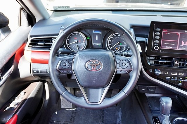 2024 Toyota Camry SE photo 18