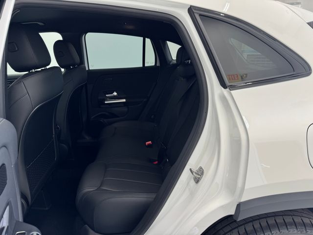 2026 Mercedes Benz GLA 250 photo 20