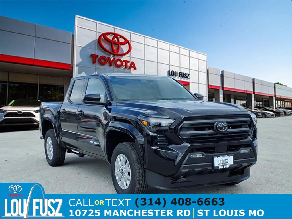 2025 Toyota Tacoma SR5's photo