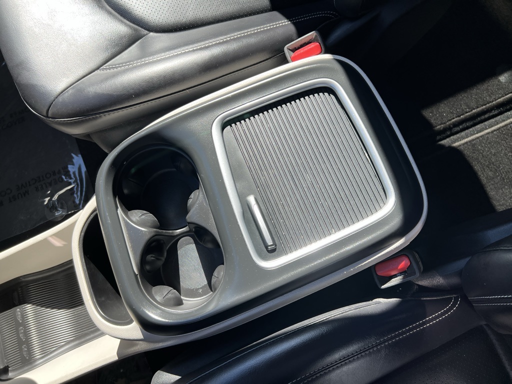 2023 Chrysler Pacifica Touring L photo 21