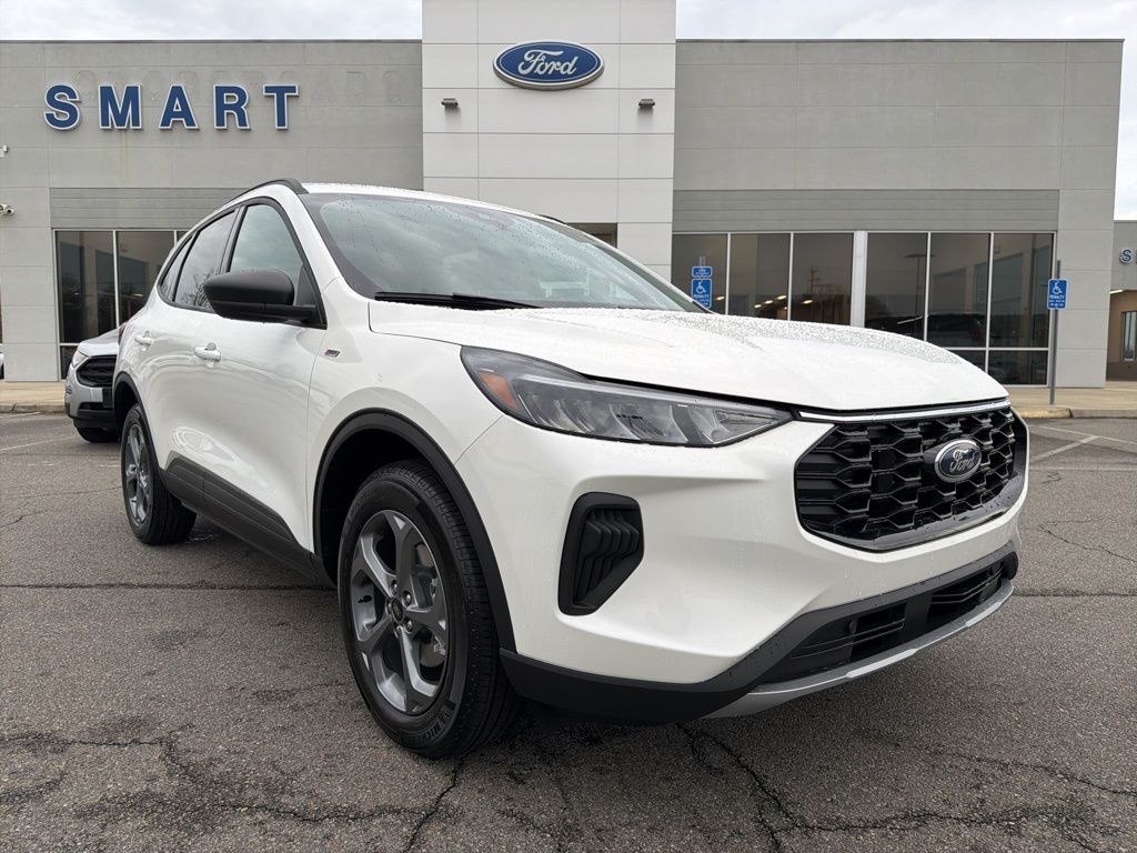2026 Ford Escape ST-Line's photo