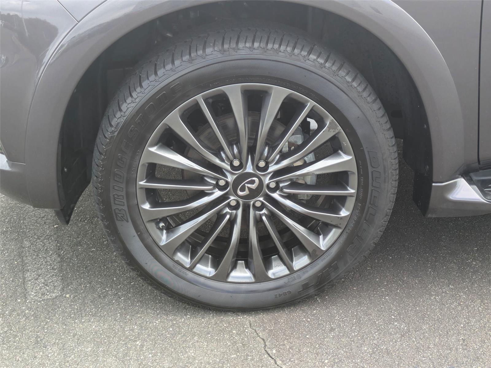 2024 Infiniti QX80 Premium Select photo 8