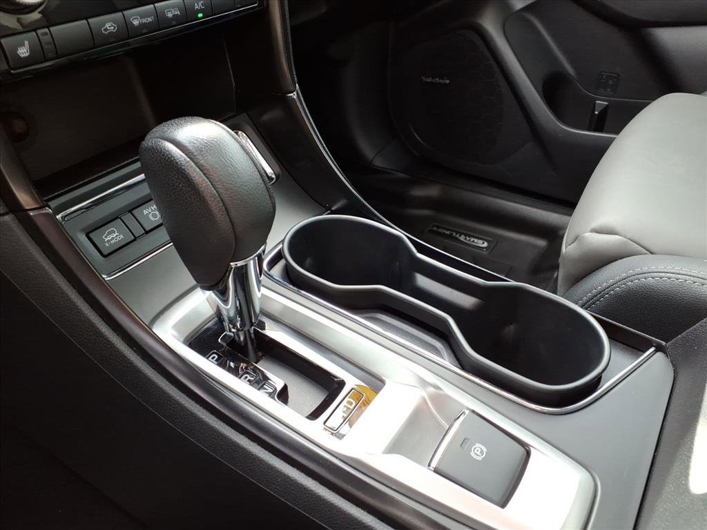 2022 Subaru Ascent Onyx Edition photo 23