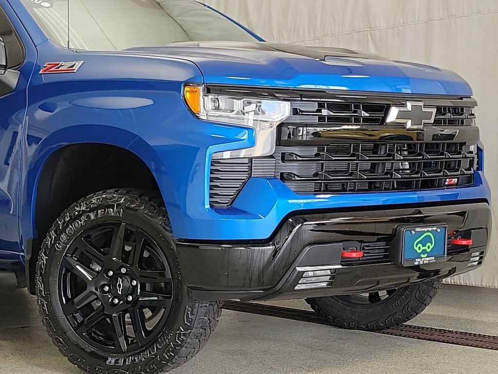 2022 Chevrolet Silverado 1500 LT Trail Boss photo 2