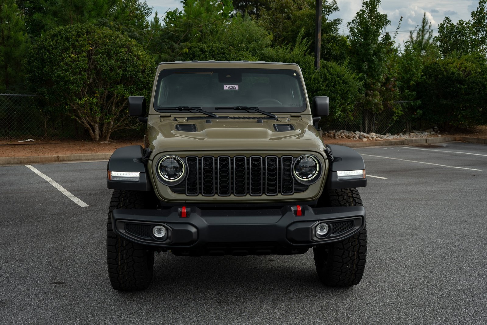 2025 Jeep Gladiator Rubicon photo 2