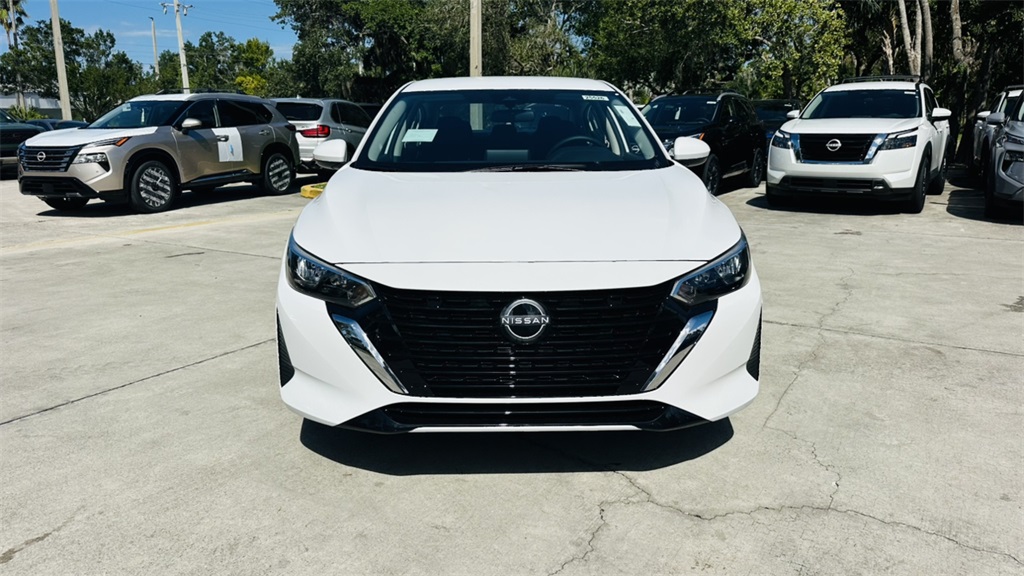 2025 Nissan Sentra SV photo 2