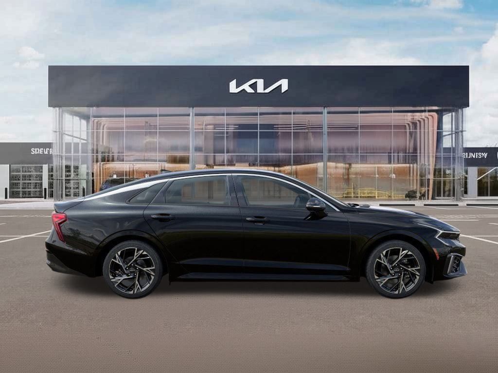 2026 Kia K5 GT-Line photo 6