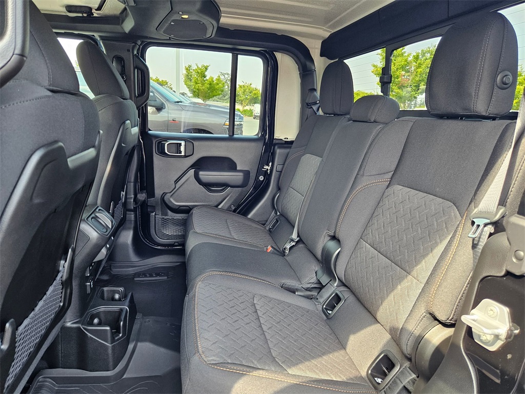 2025 Jeep Gladiator Mojave photo 26