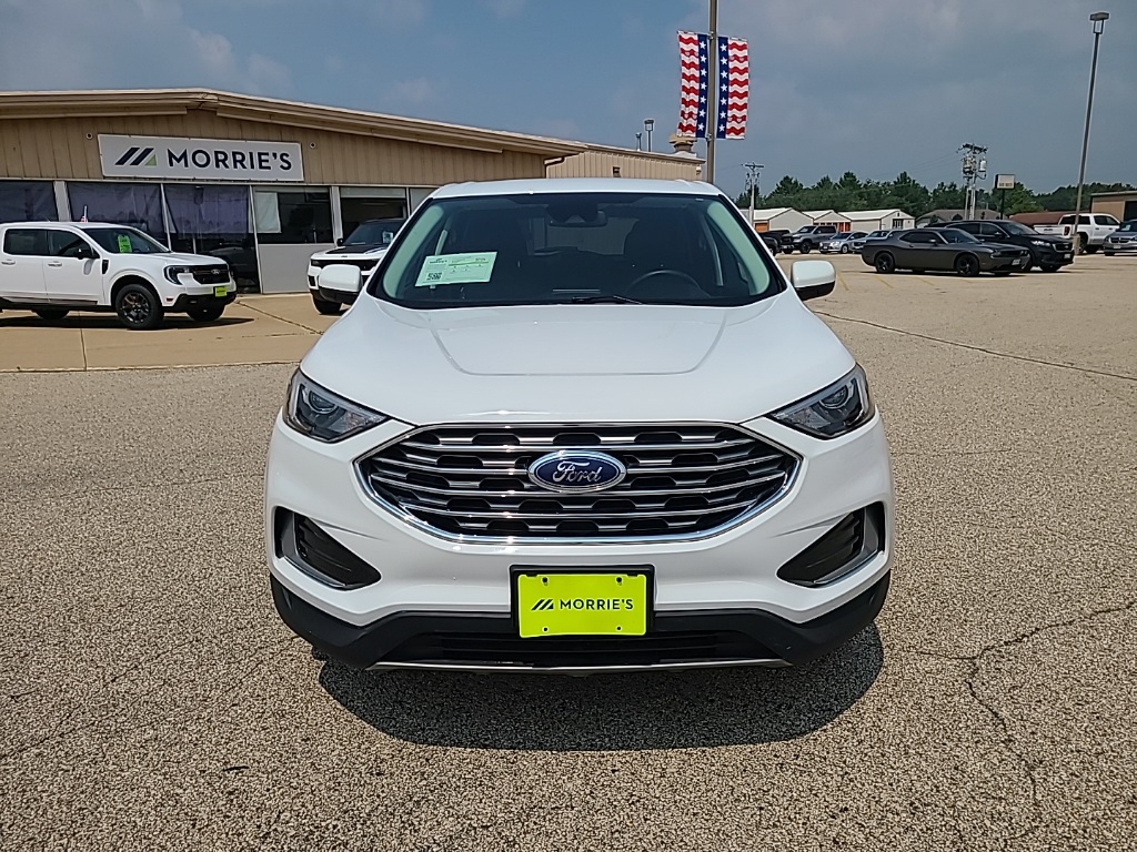2024 Ford Edge SEL photo 2