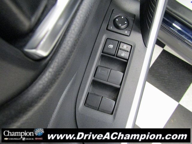2021 Toyota RAV4 XLE photo 18