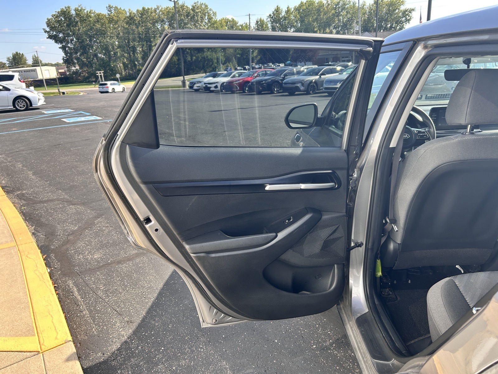 2021 Kia Seltos LX photo 10
