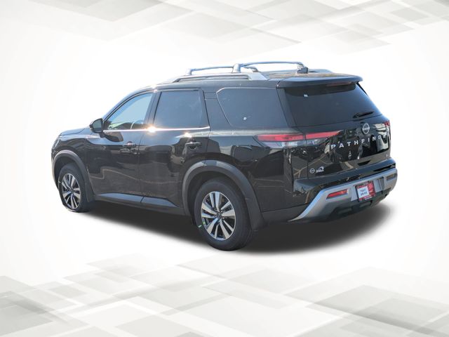 2025 Nissan Pathfinder SL photo 3