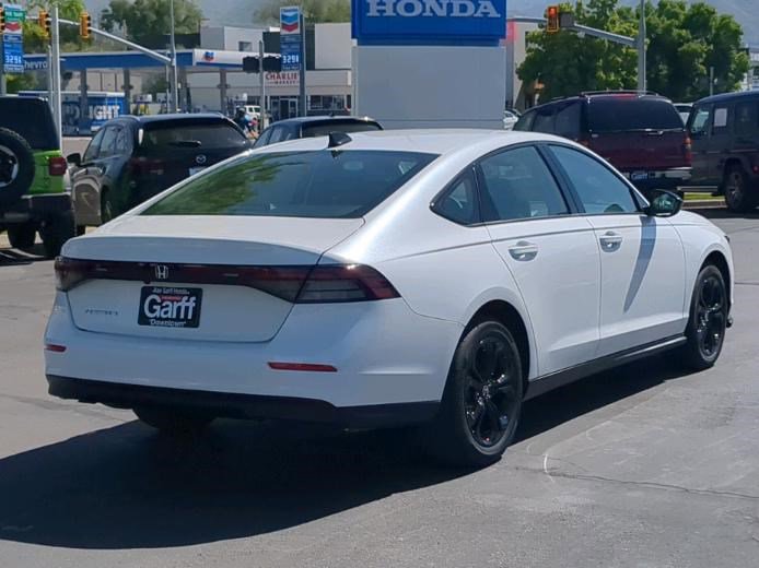 2025 Honda Accord SE photo 3