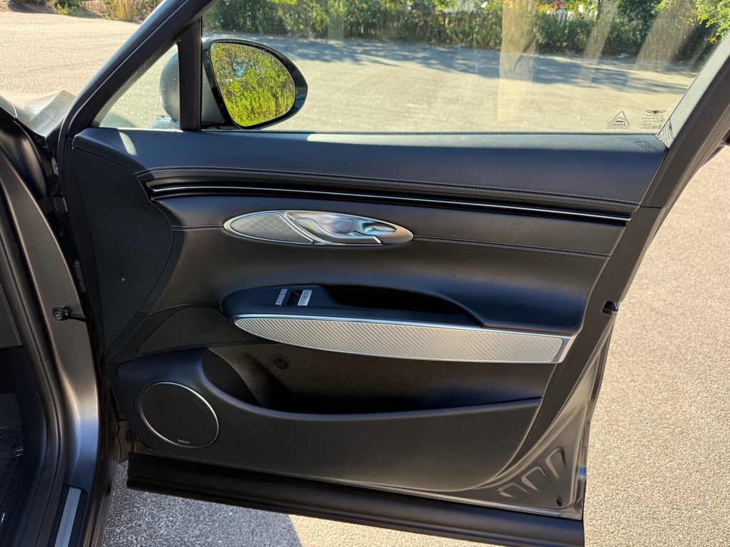 2023 Genesis GV70 Select Advanced 2.5T Sport Prestige photo 9