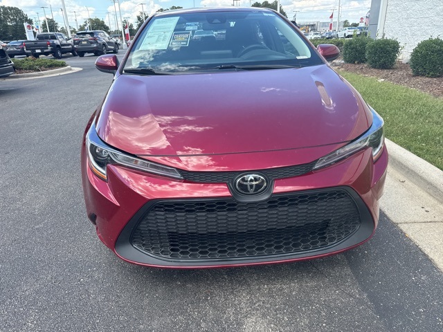 2022 Toyota Corolla LE photo 2