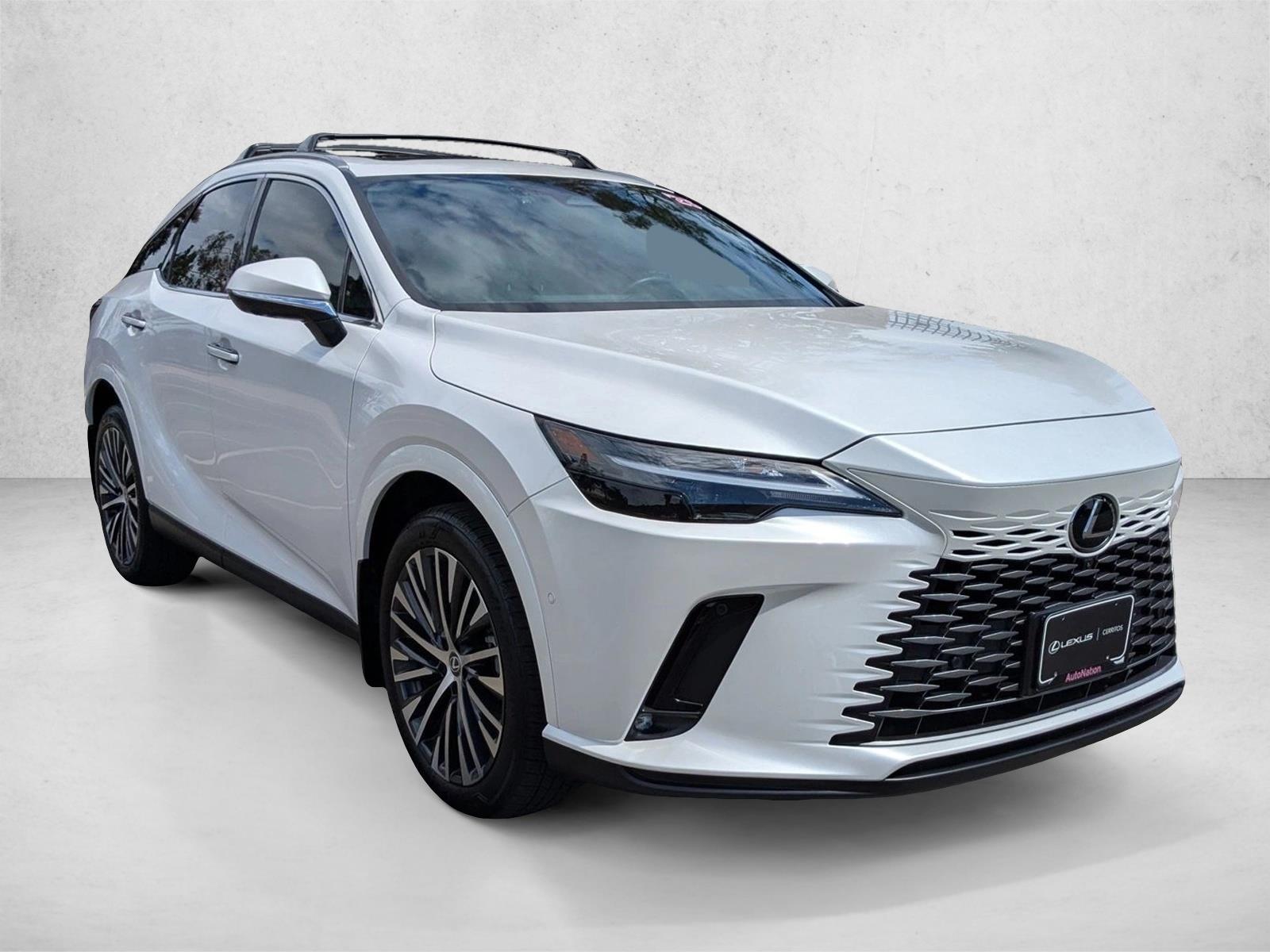 2024 Lexus RX 350h photo 3