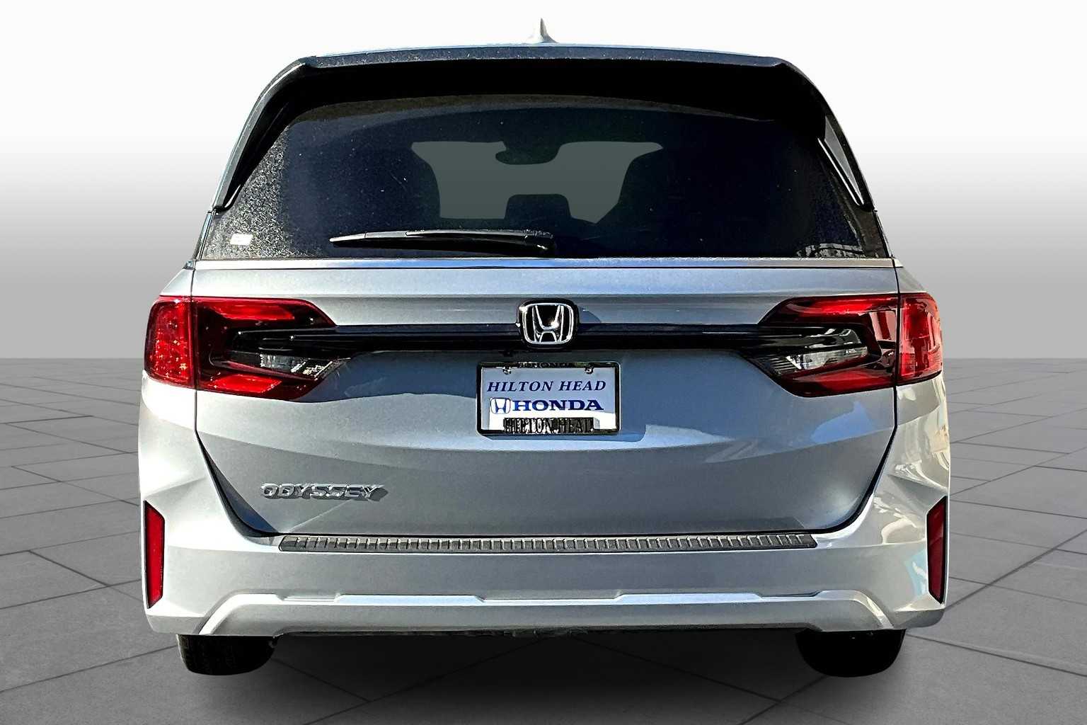 2026 Honda Odyssey EX-L photo 4