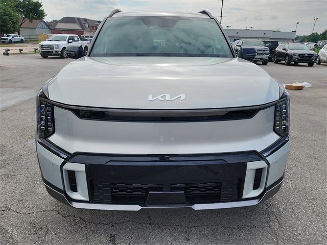 2026 Kia EV9 GT-Line photo 3