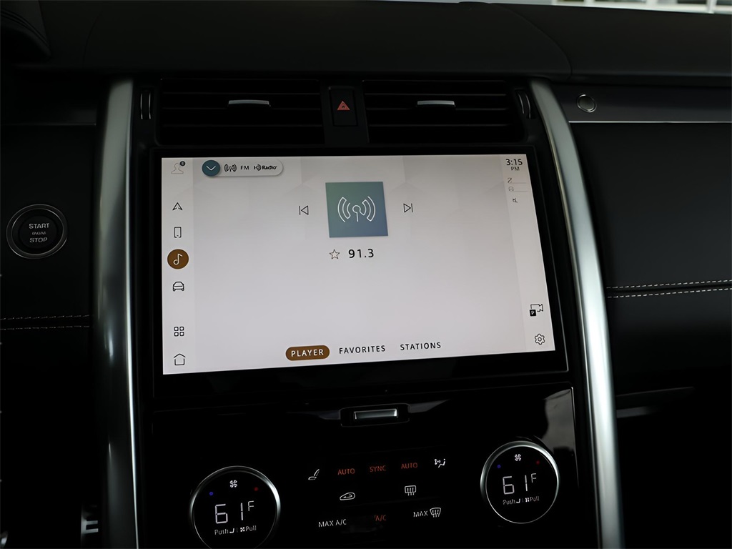 2025 Land Rover Discovery Metropolitan Edition photo 16