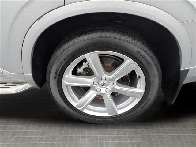 2024 Volvo XC90 B5 Core photo 2