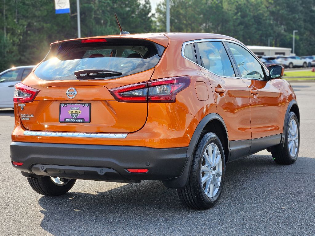 2022 Nissan Rogue Sport S photo 4