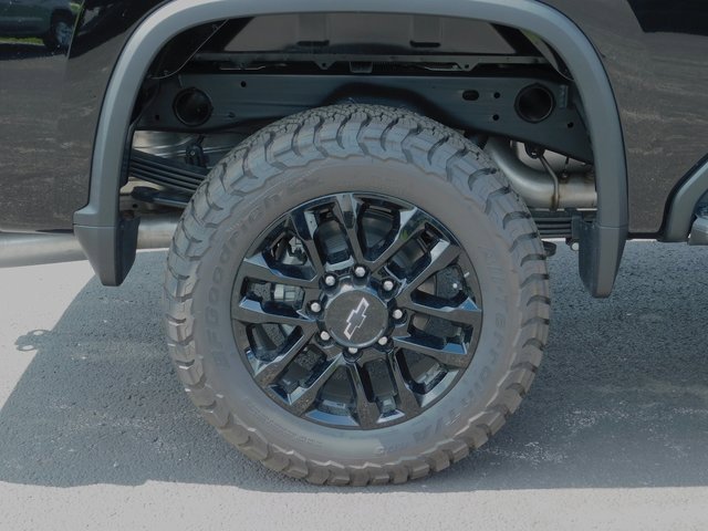 2025 Chevrolet Silverado 2500HD LT photo 10
