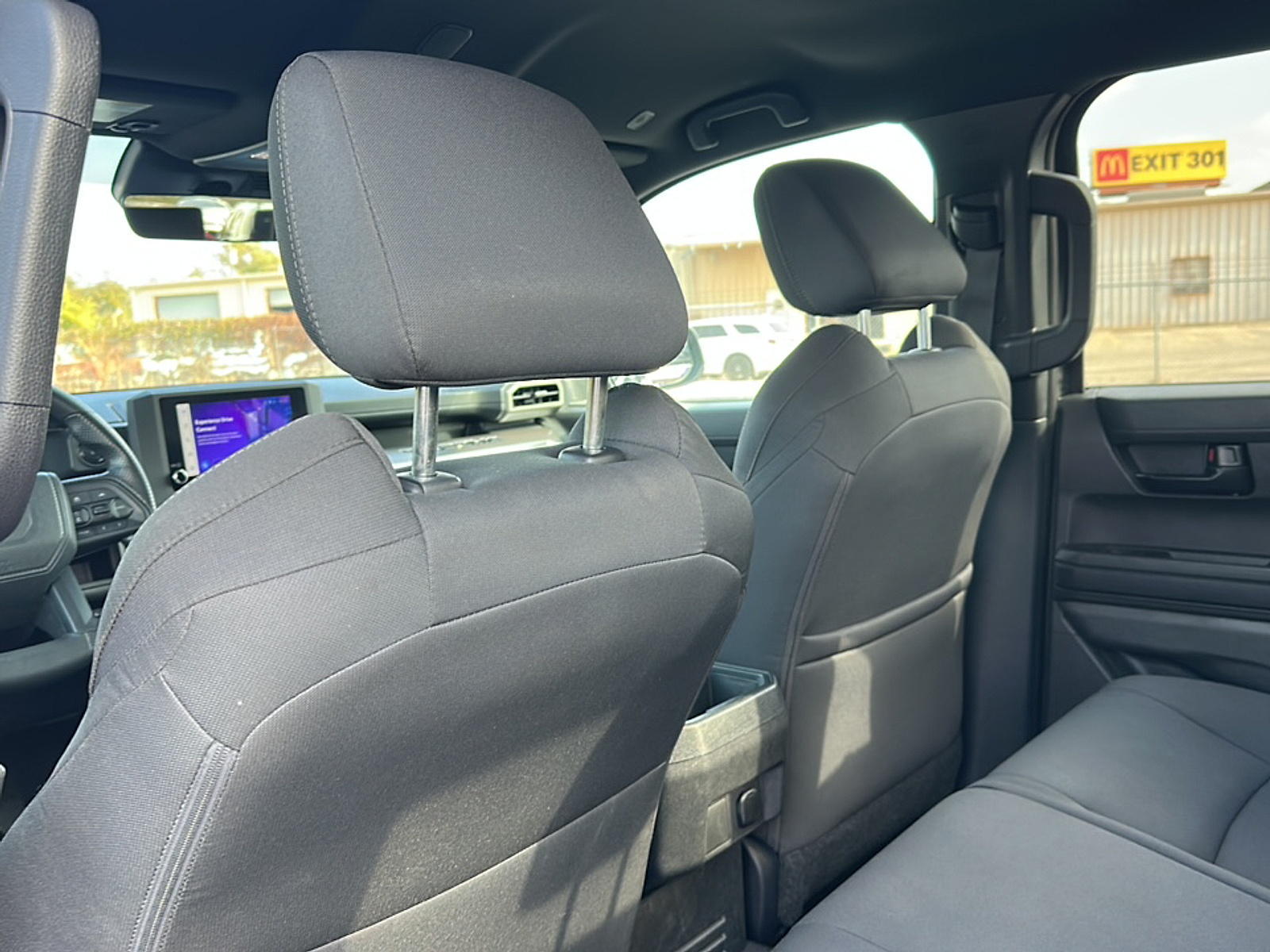 2024 Toyota Tacoma SR5 photo 4