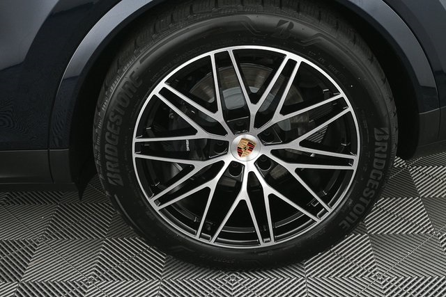 2026 Porsche Cayenne E-Hybrid Coupe photo 36