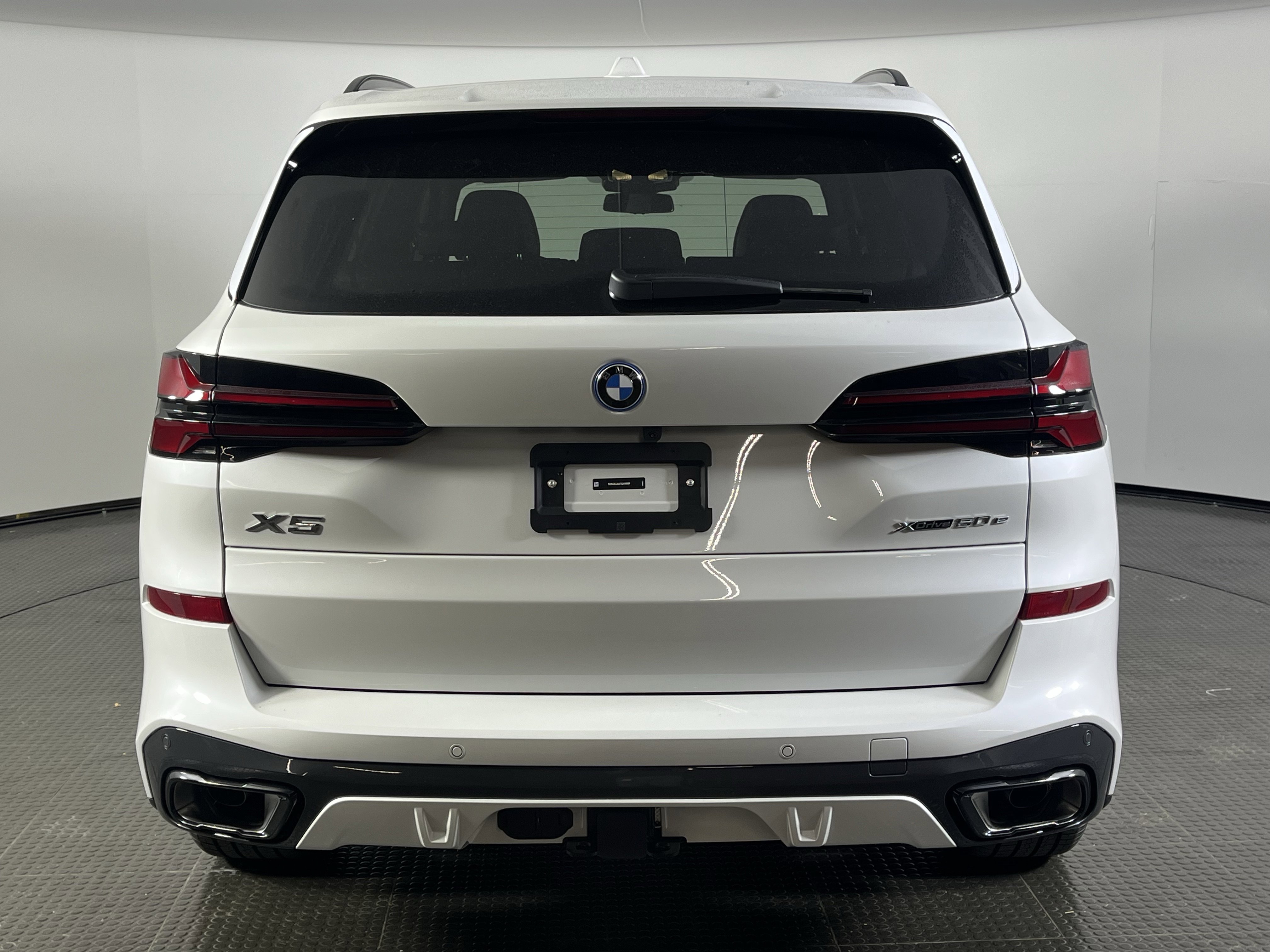 2026 Bmw X5 xDrive50e photo 2
