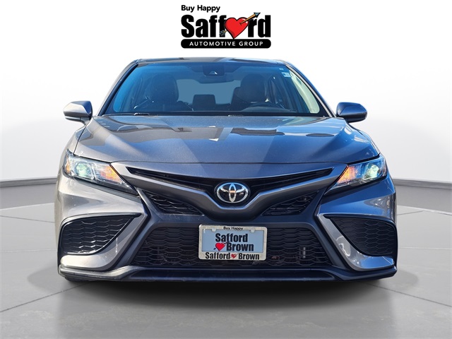 2021 Toyota Camry SE photo 2
