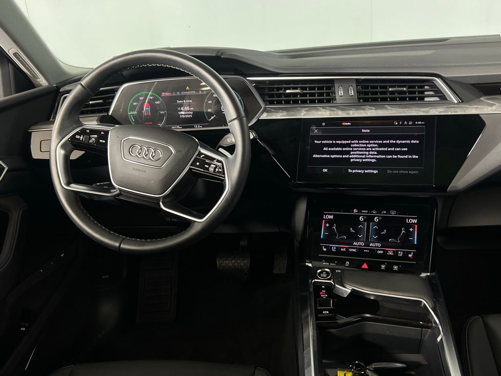2024 Audi Q8 E-tron Premium Plus photo 13