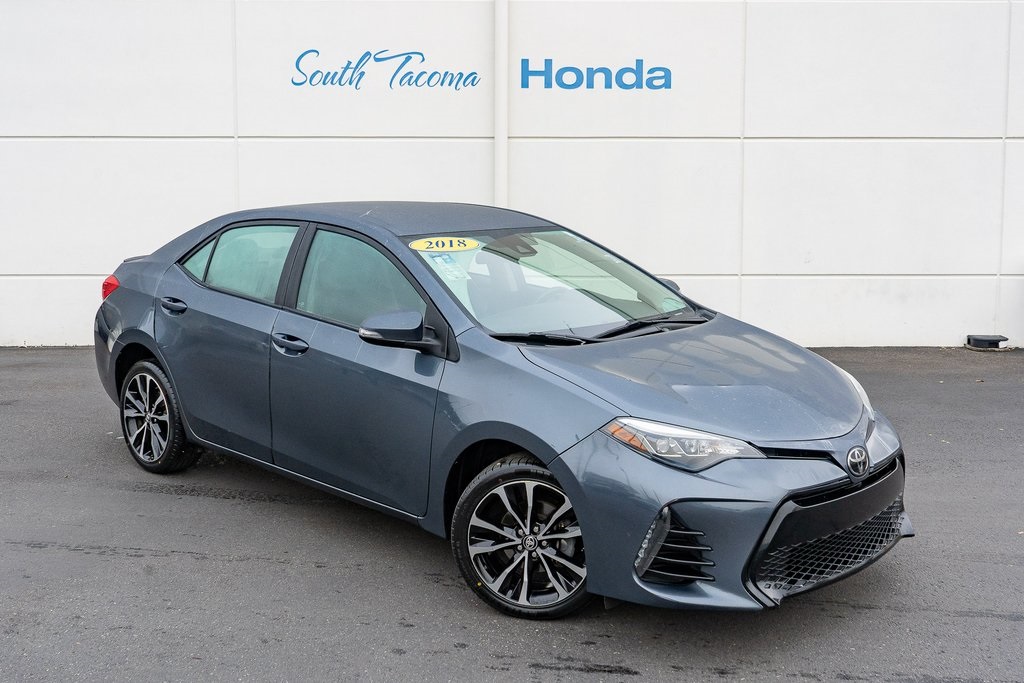 2018 Toyota Corolla SE photo 2