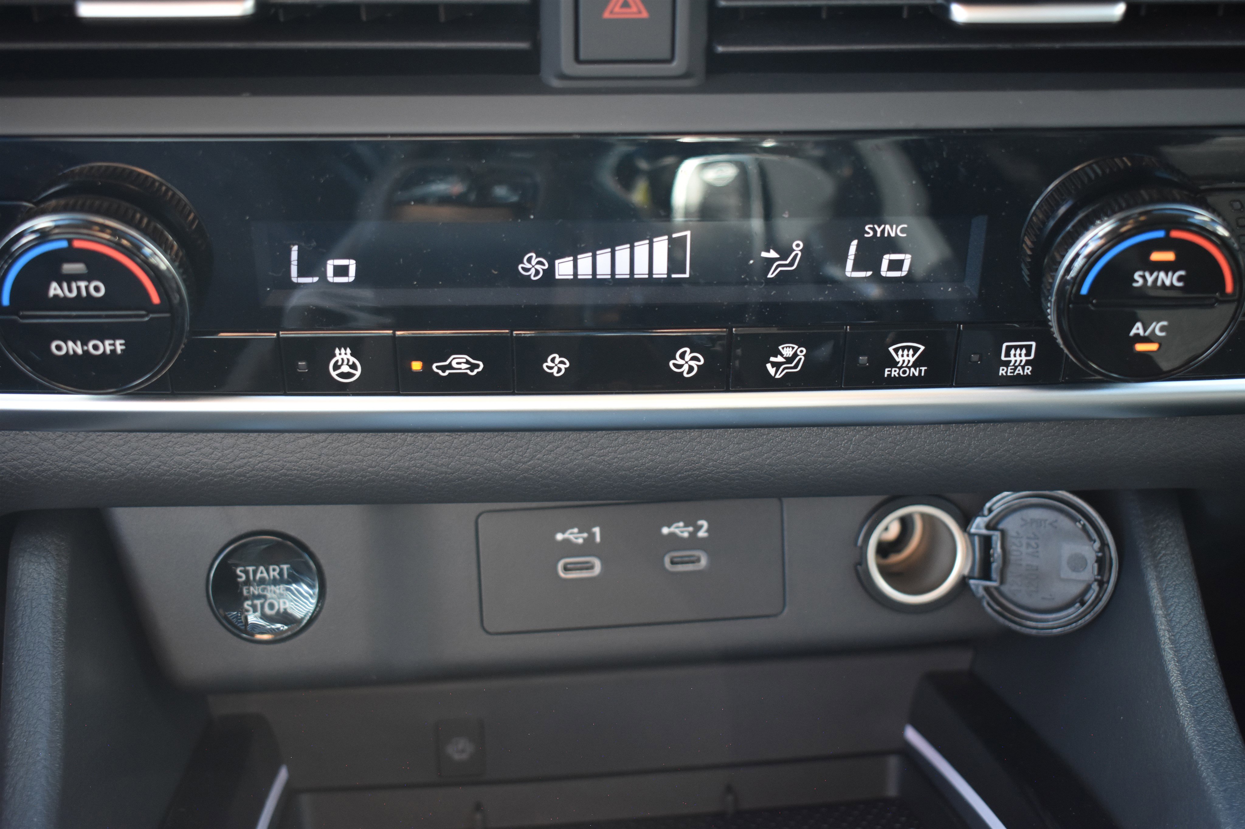 2026 Nissan Rogue SV photo 14