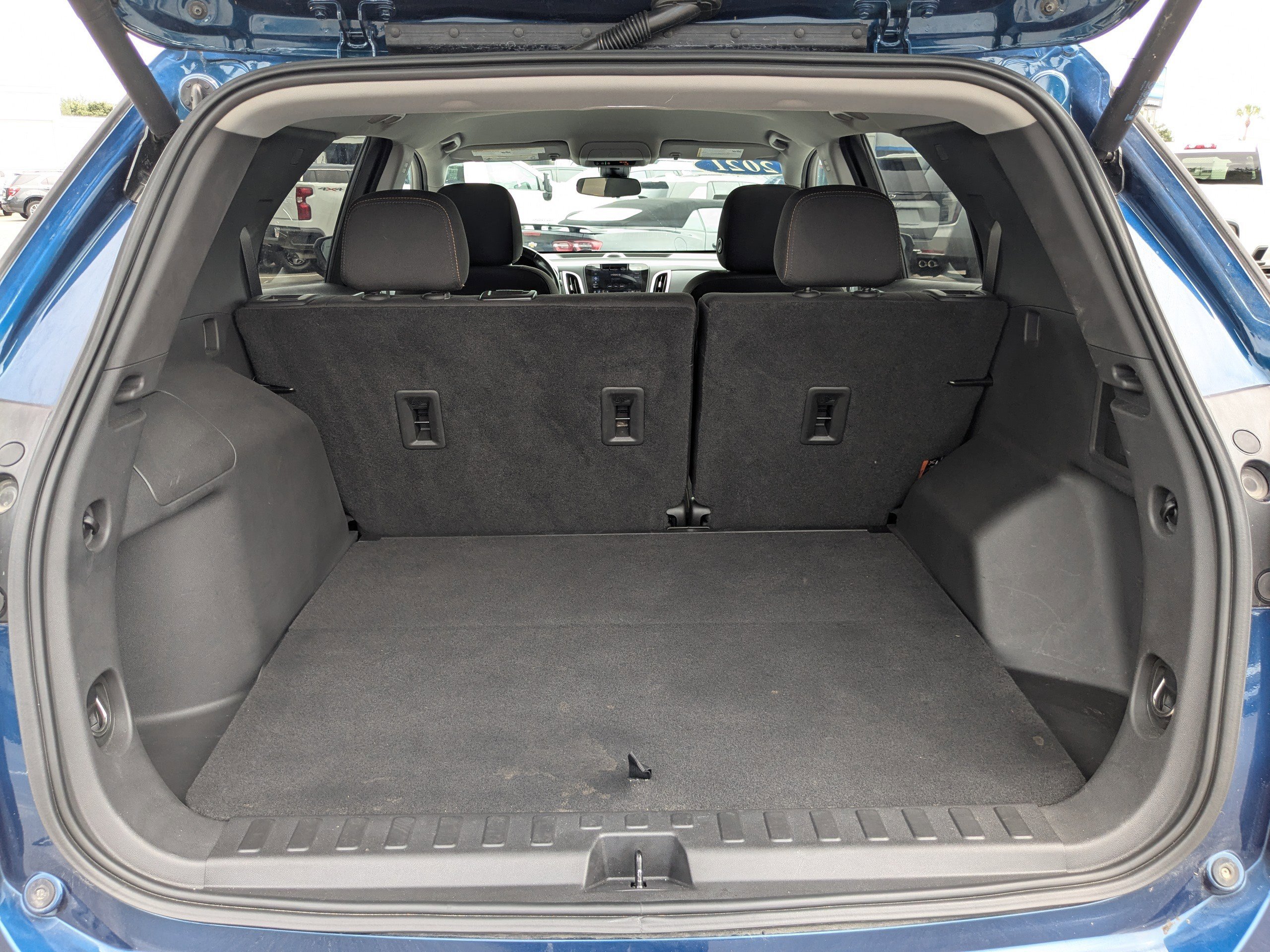 2021 Chevrolet Equinox photo 12