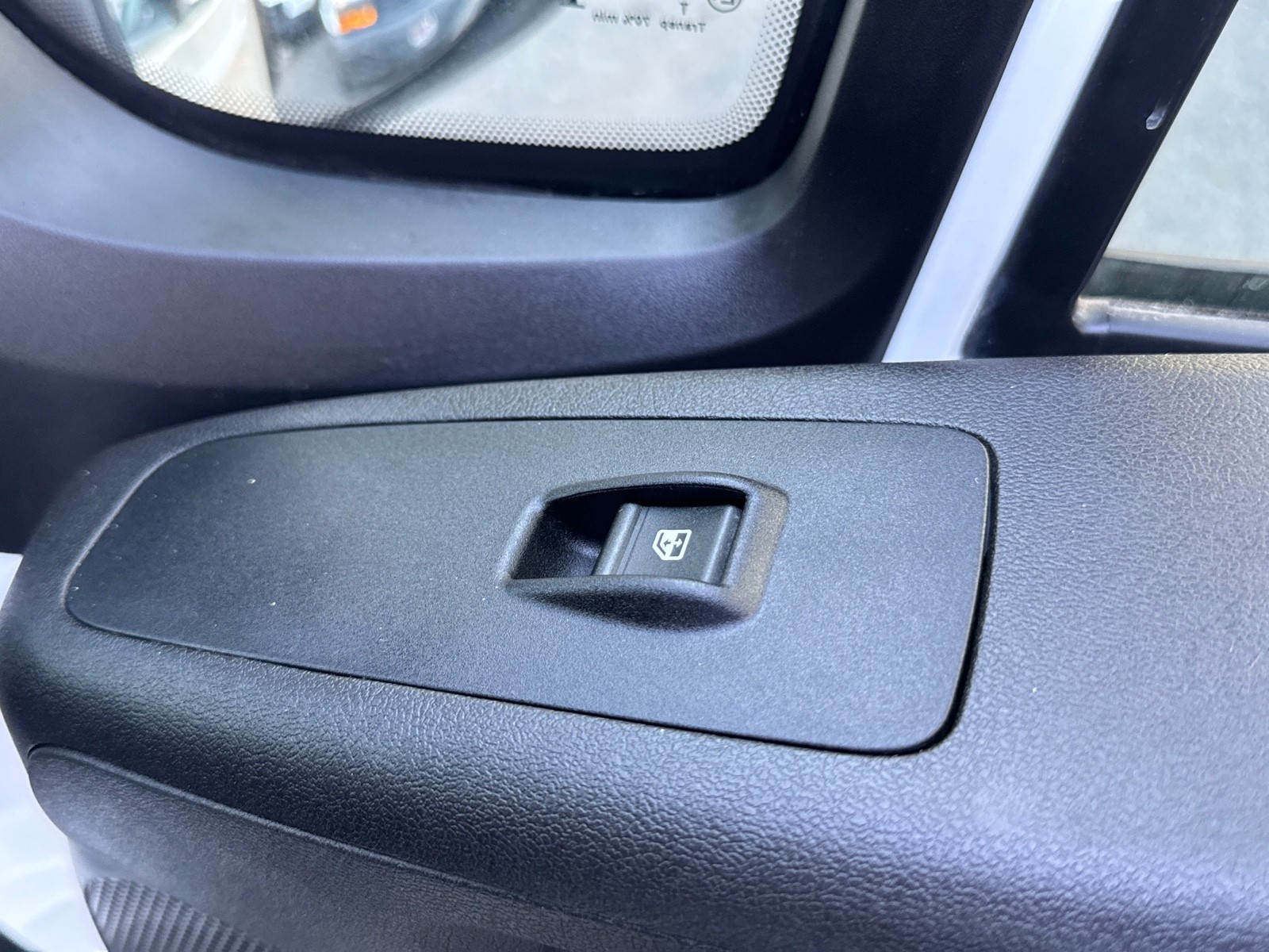 2023 Ram 3500 photo 40