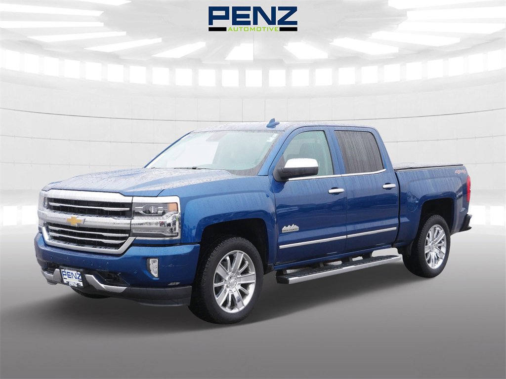 2017 Chevrolet Silverado 1500 High Country photo 3