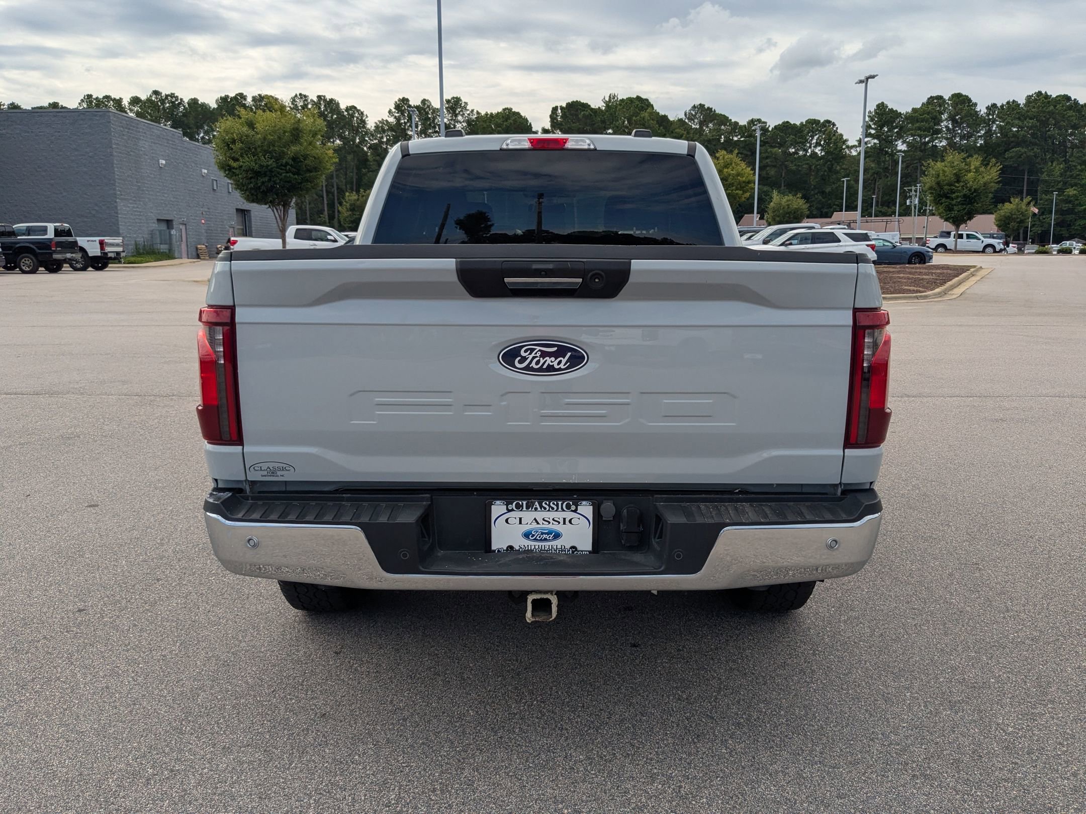 2024 Ford F-150 XLT photo 8