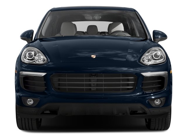 2018 Porsche Cayenne Base Platinum Edition photo 4