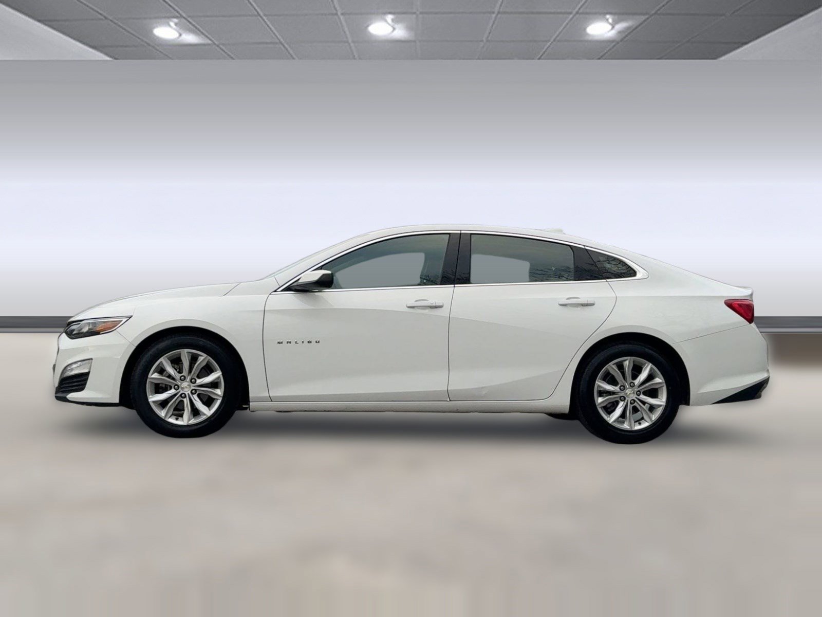 Used 2023 Chevrolet Malibu 1LT with VIN 1G1ZD5ST2PF220062 for sale in Bonham, TX
