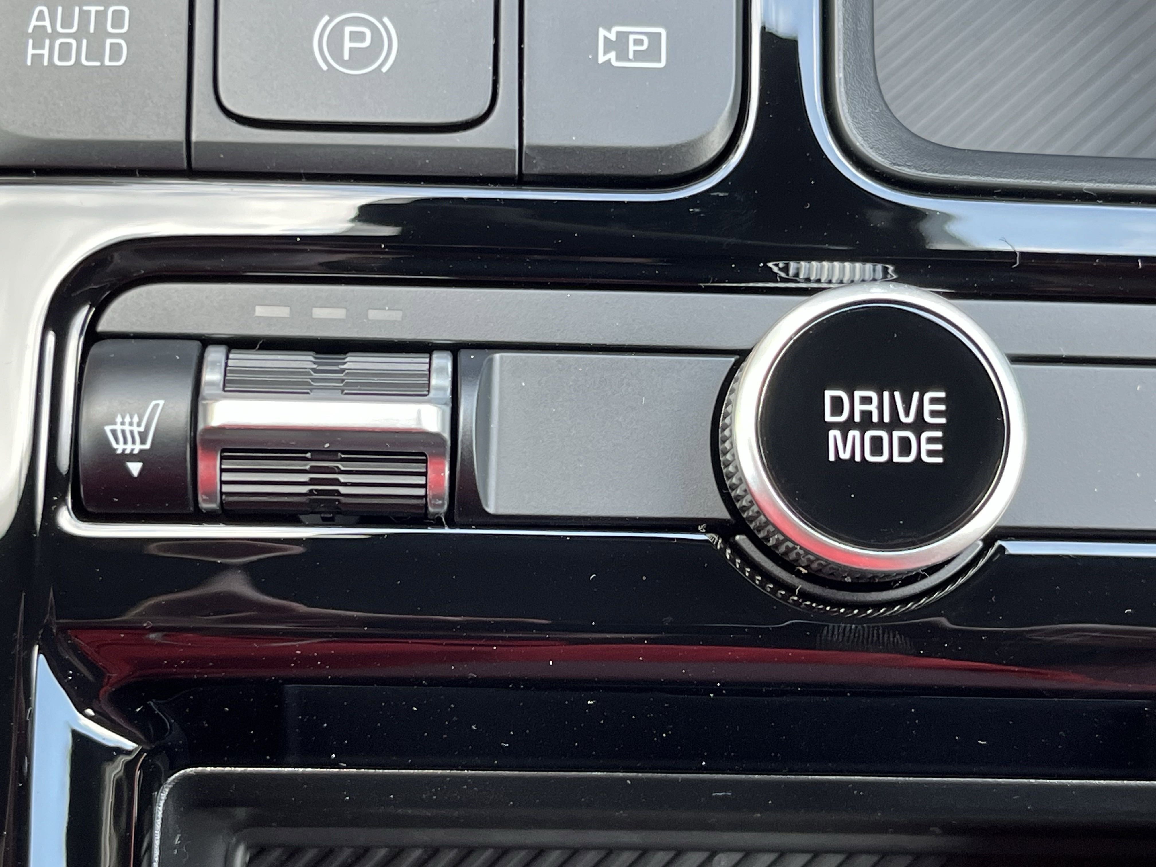 2025 Kia K5 GT-Line photo 7