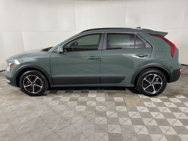 2025 Kia Niro EX Touring photo 5