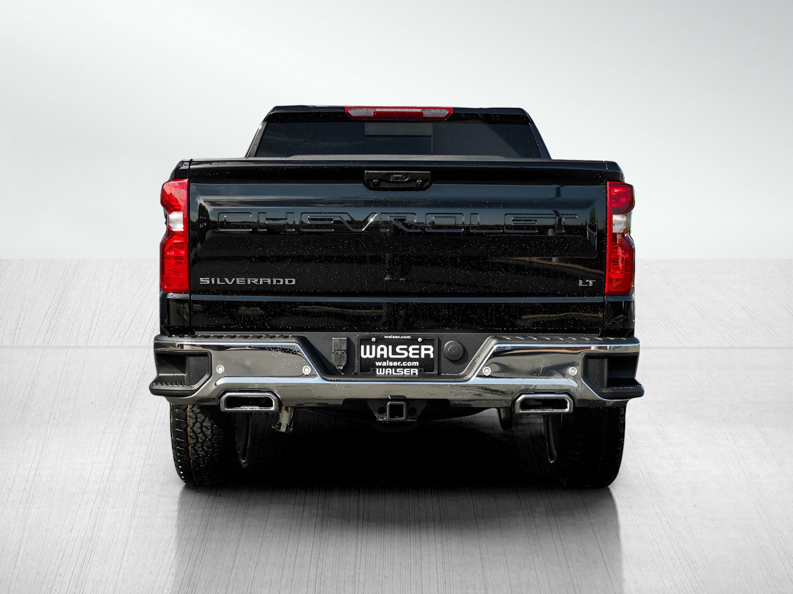 2025 Chevrolet Silverado 1500 LT photo 4
